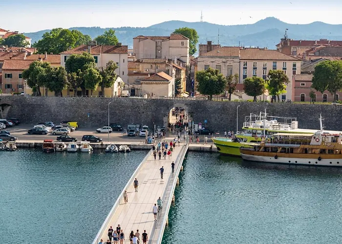 Del Mar Heritage & Sea View *